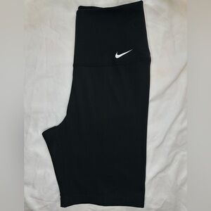 Nike Dri-FIT Women’s Black Biker Shorts High Rise Athletic Size Small